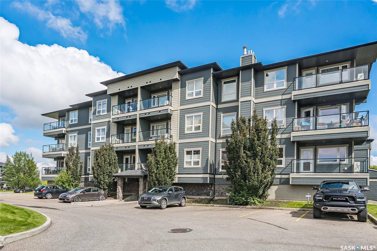 Saskatoon, SK S7T 0N3,112 Willis CRESCENT #6107