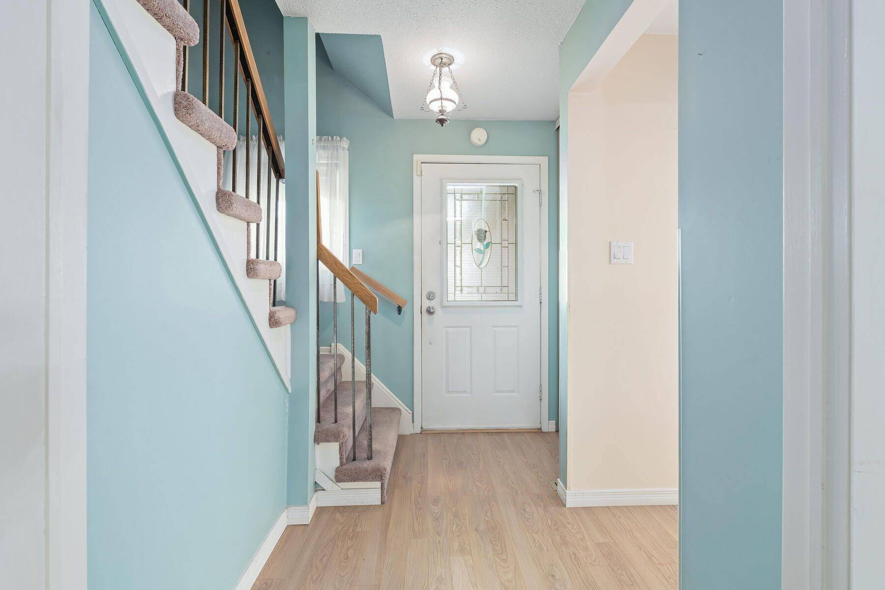 Brampton, ON L6X 2V5,5 Greenleaf CRES
