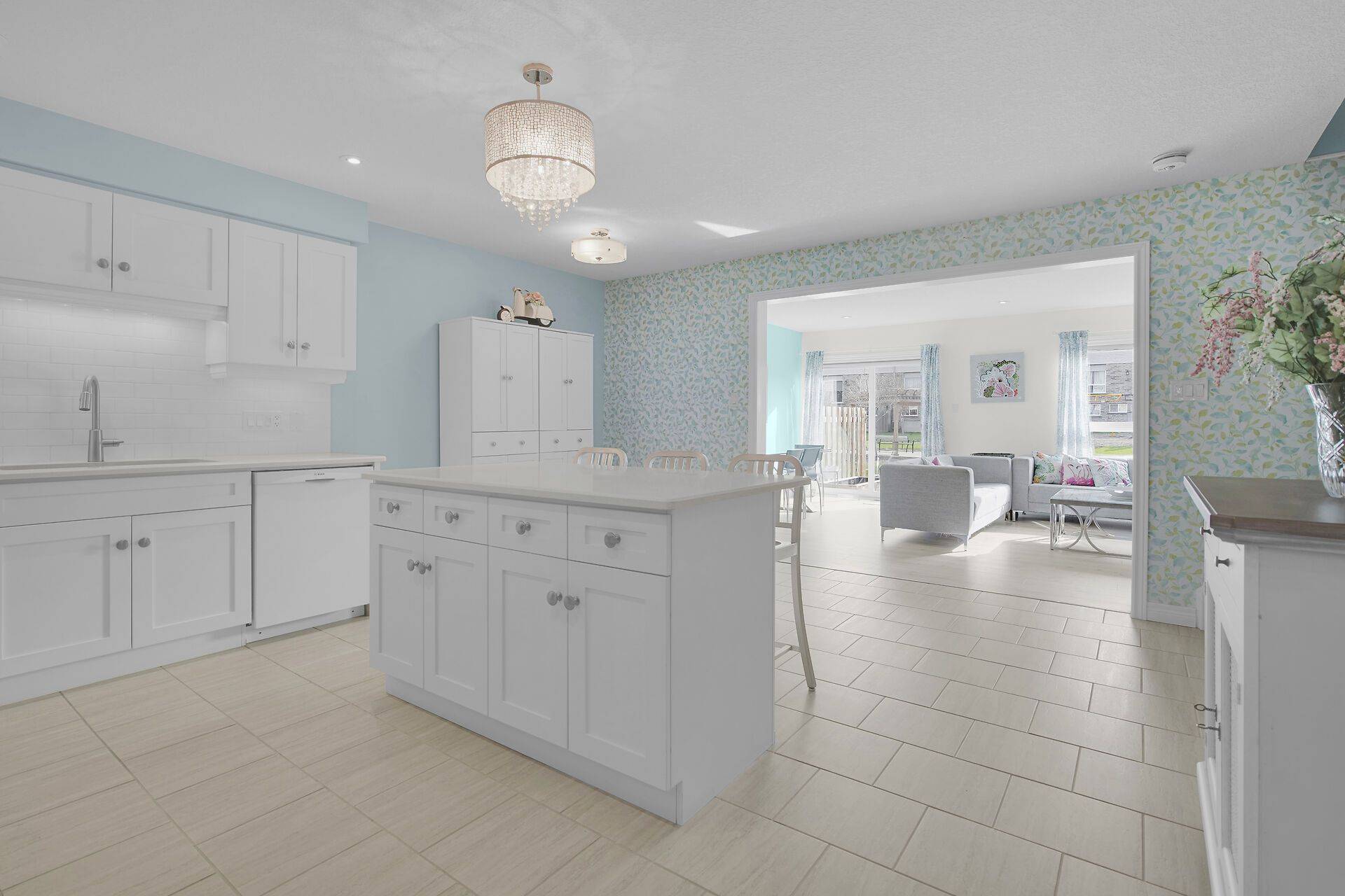 London South, ON N6K 0G5,1220 Riverbend RD #115