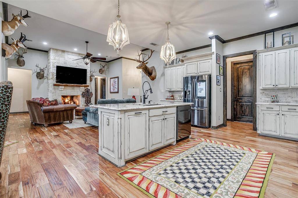 Aledo, TX 76008,105 Canyon Lake Drive