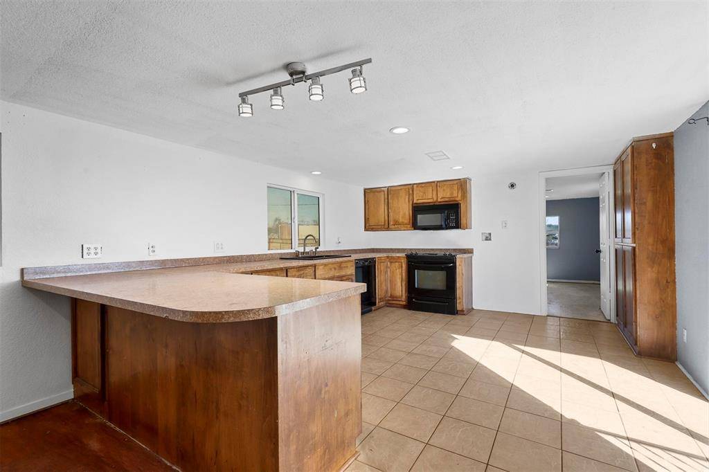 Granbury, TX 76048,3209 Oak Hill Drive