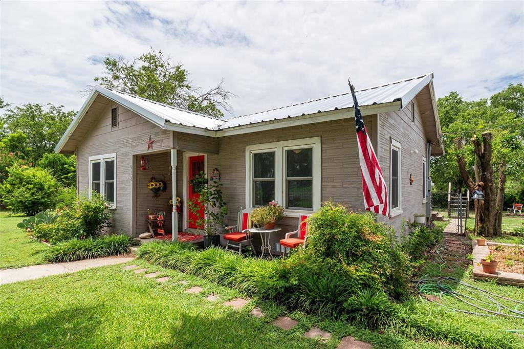 Meridian, TX 76665,912 N Main Street