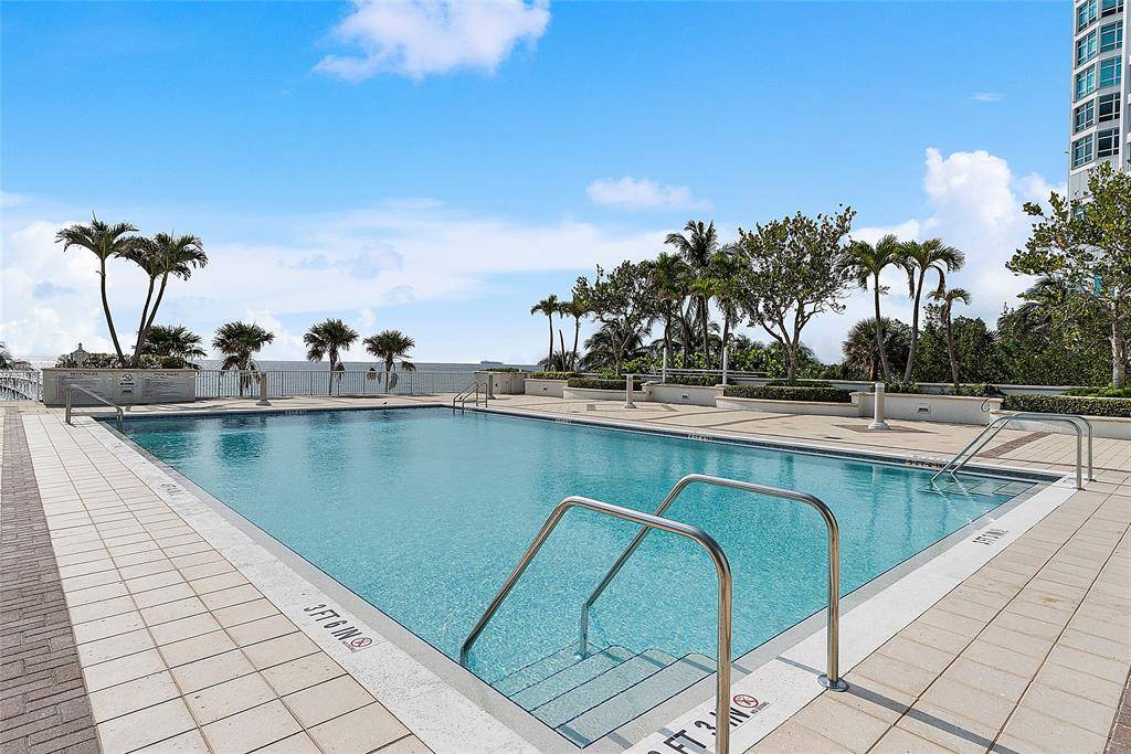 Lauderdale By The Sea, FL 33062,1620 S Ocean Blvd #4N
