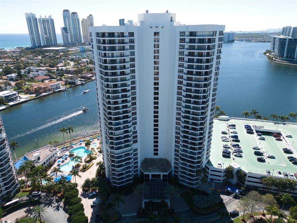 Aventura, FL 33180,19101 MYSTIC POINTE DR #904