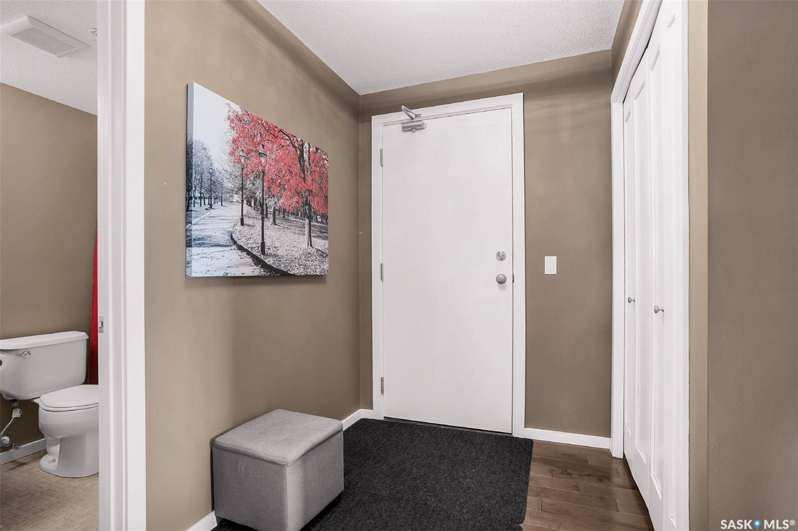 Saskatoon, SK S7V 0B3,230 Slimmon ROAD #218