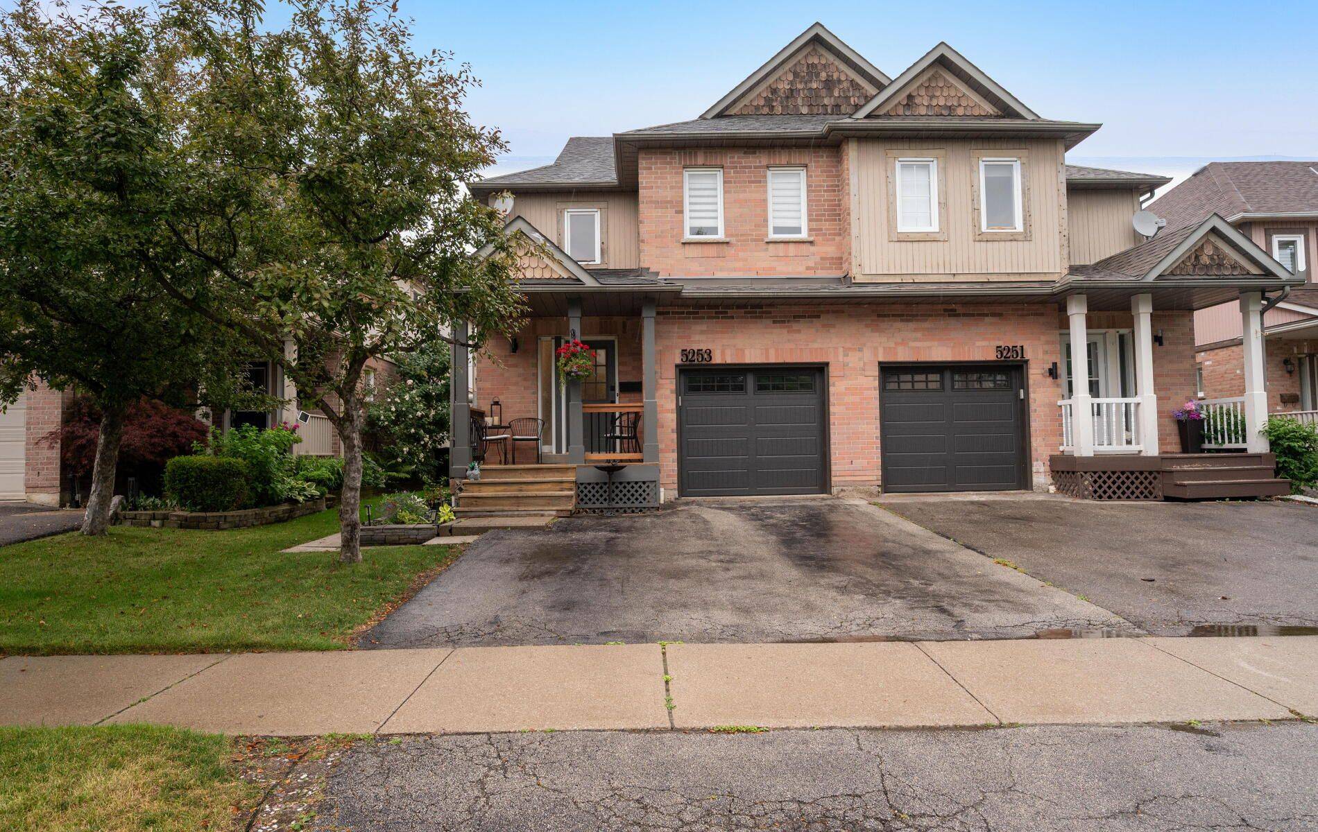Mississauga, ON L5M 6C5,5253 Bushelgrove CIR