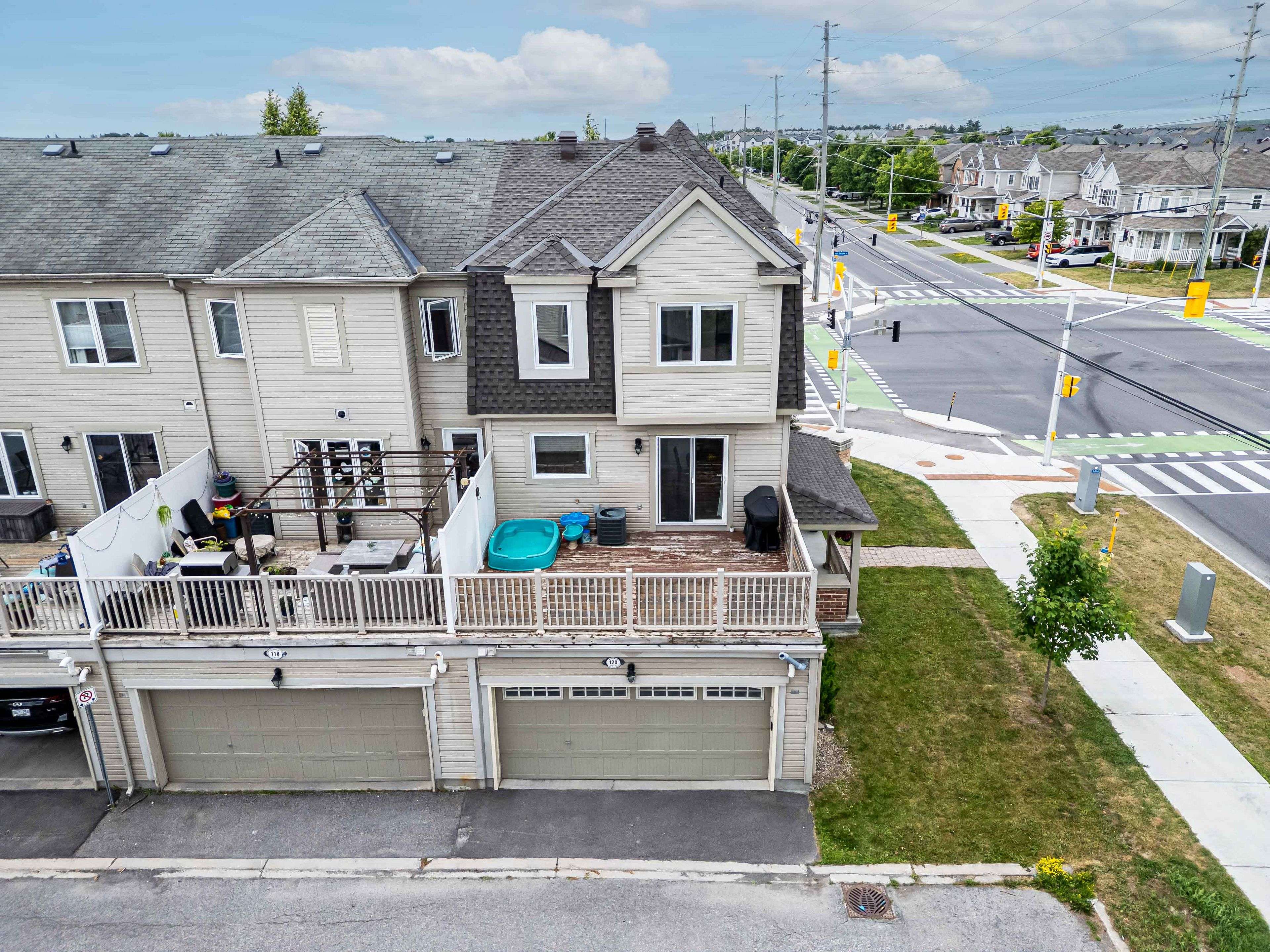 Stittsville - Munster - Richmond, ON K2S 0E3,120 Huntmar DR