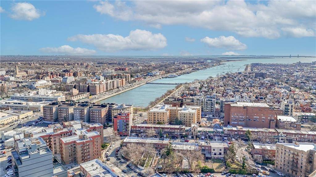 New York, NY 11235,92 Brighton 11th ST