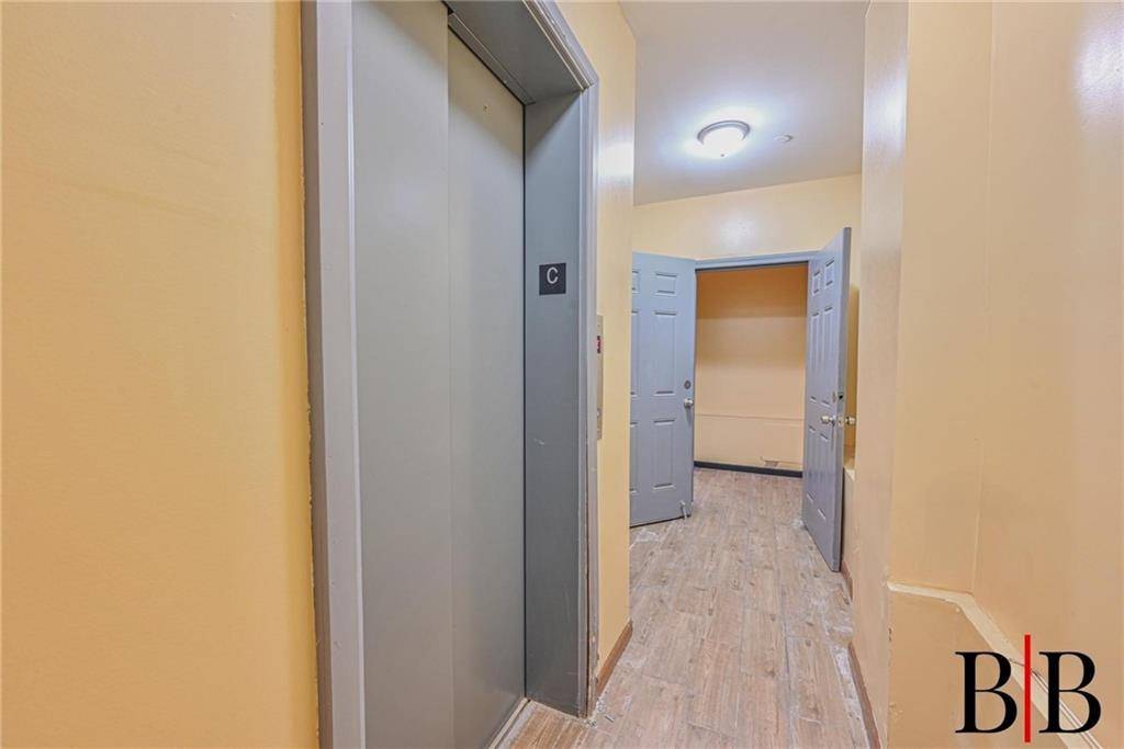 New York, NY 11235,92 Brighton 11th ST