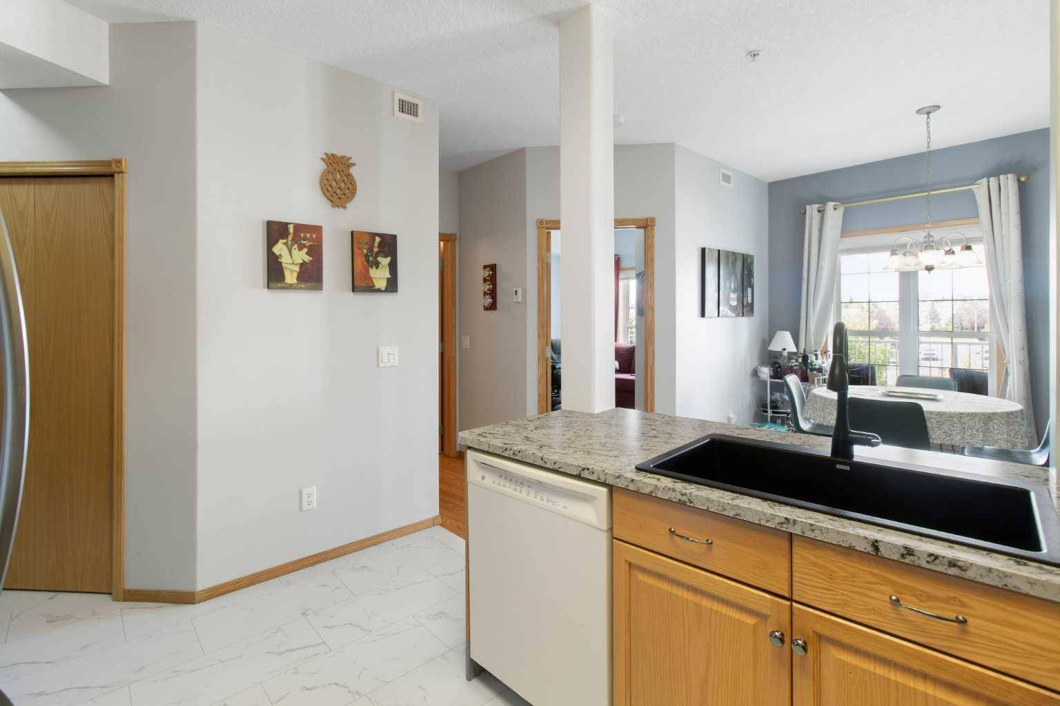 Calgary, AB T3K5X5,151 Country Village RD NE #2340