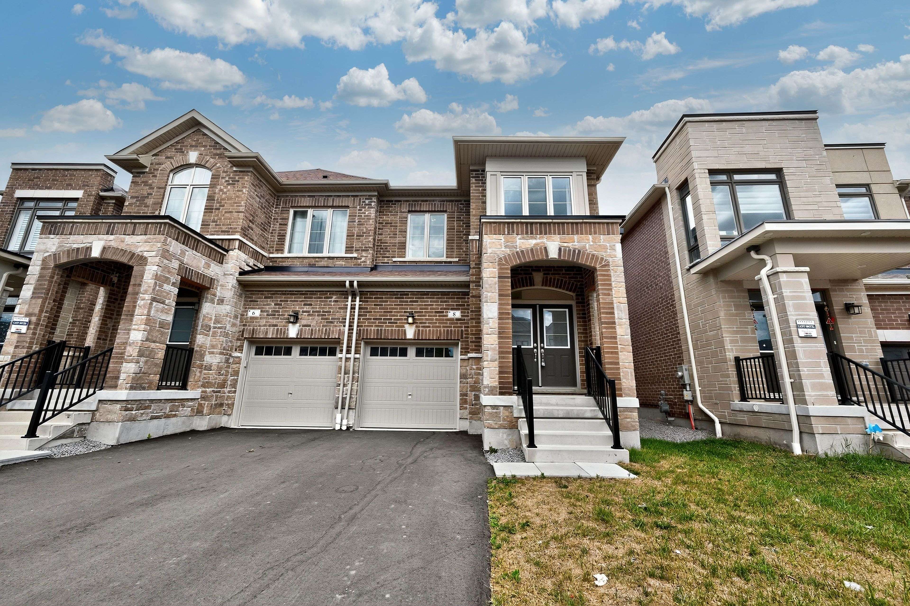 Whitby, ON L1N 9Y8,8 Hinkson ST