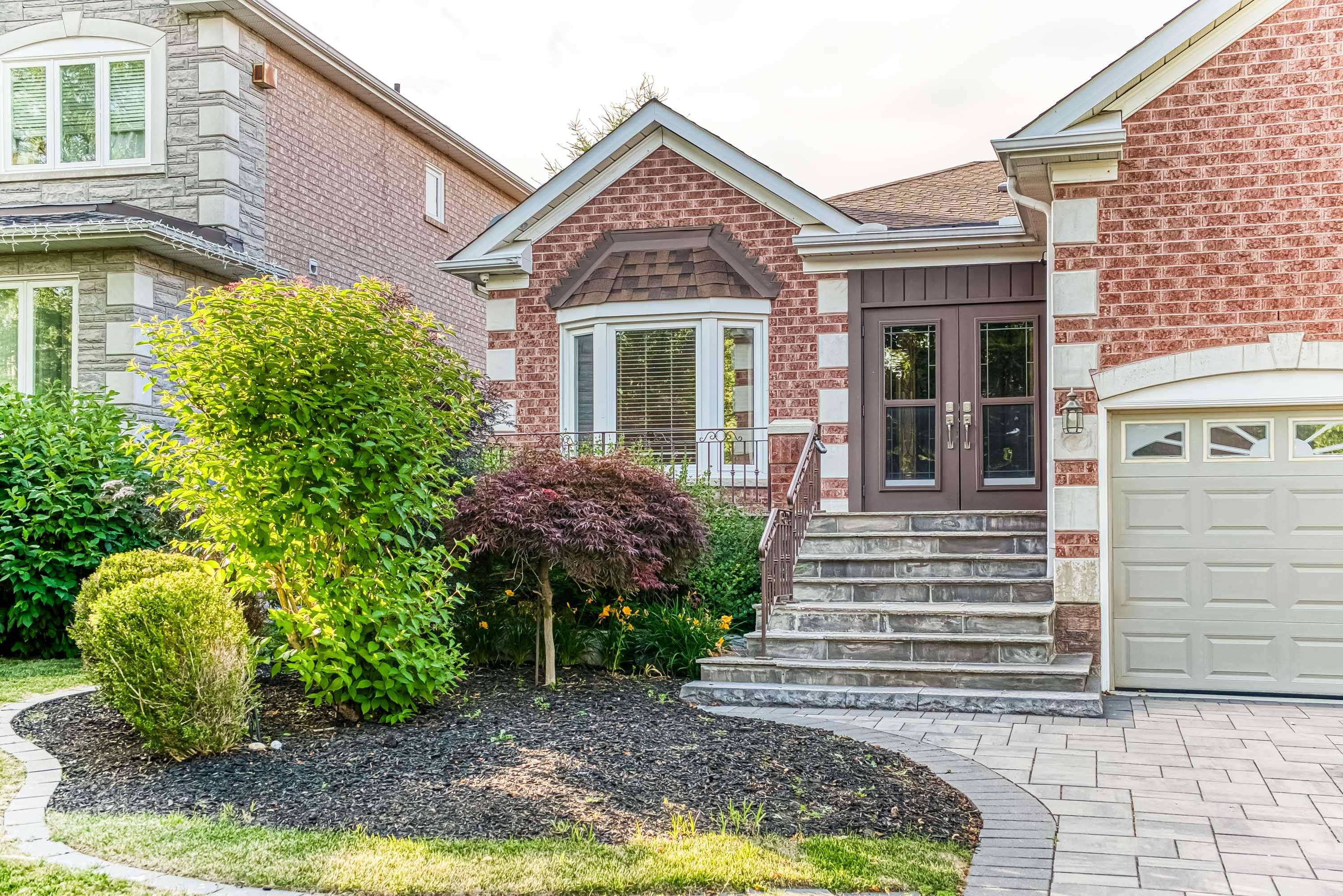 Richmond Hill, ON L4C 0G2,171 Shaftsbury AVE