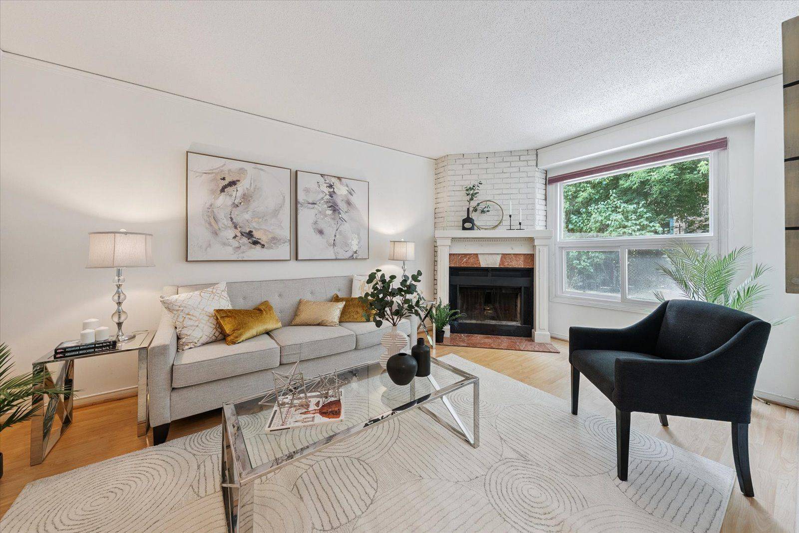 Whitchurch-stouffville, ON L4A 7Y1,105 Percy LN