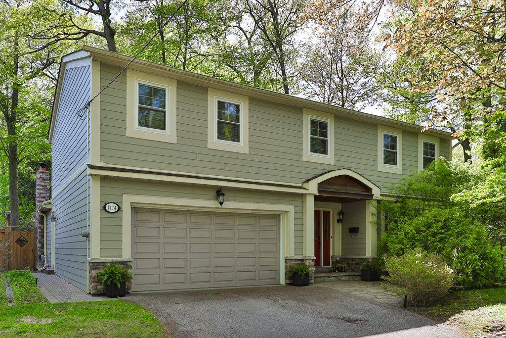 Mississauga, ON L5J 3B5,1174 Whiteoaks AVE