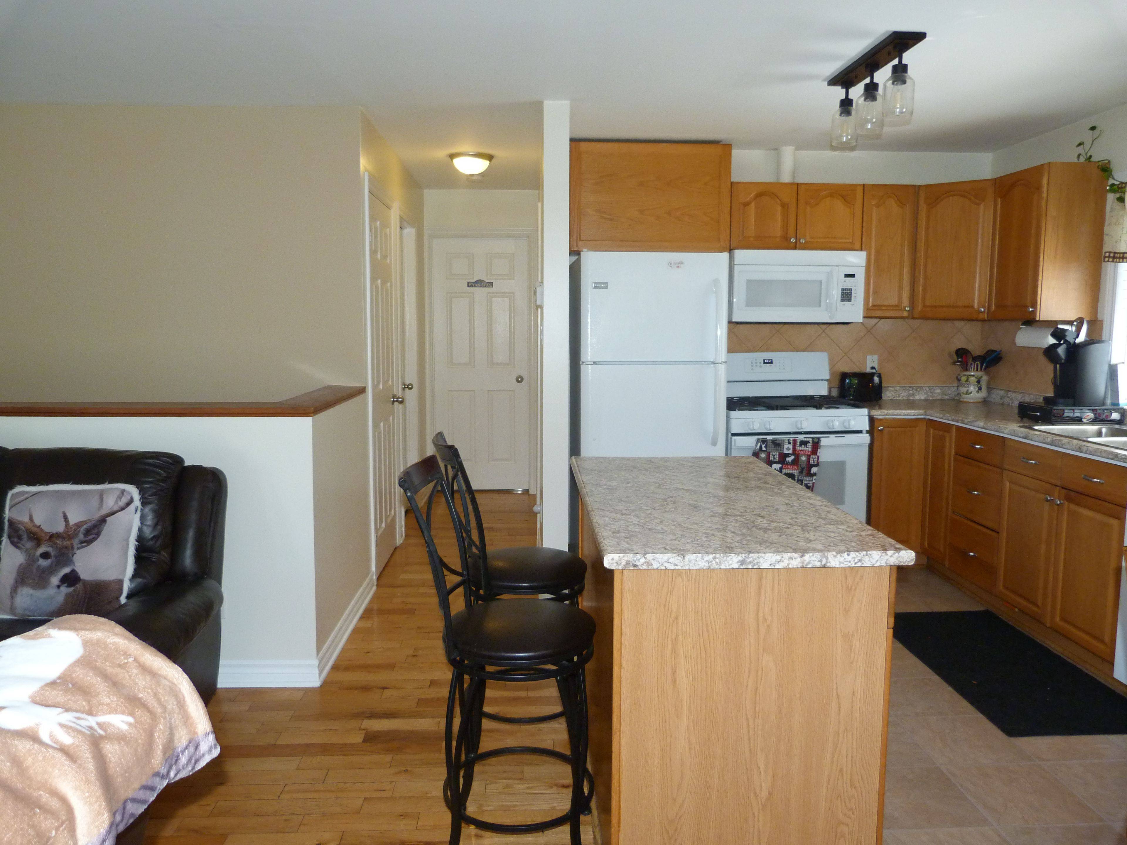 North Dundas, ON K0C 2H0,40 Lori LN