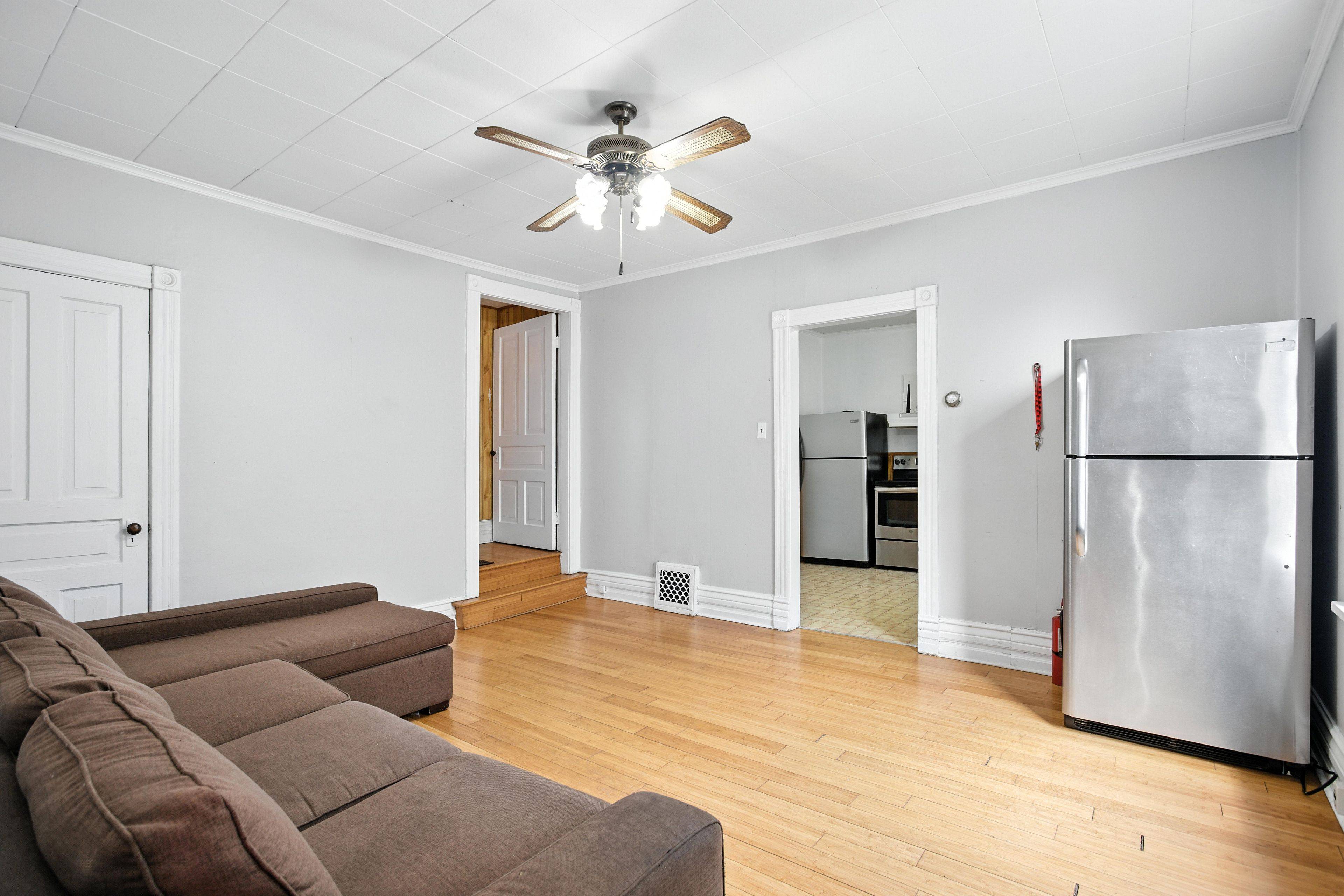 London North, ON N6H 2A8,111 Wharncliffe RD