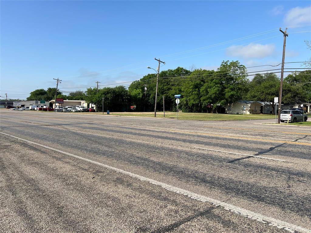 Waco, TX 76706,100 Brewster Street