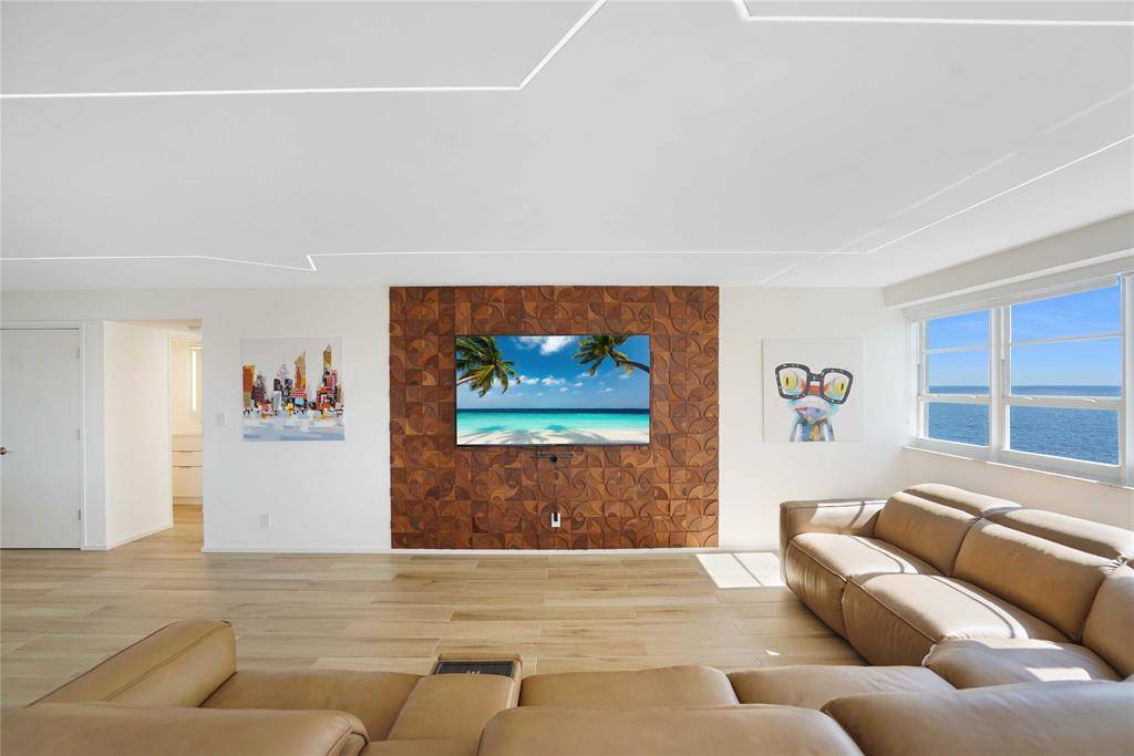 Fort Lauderdale, FL 33308,3430 Galt Ocean Dr #1211