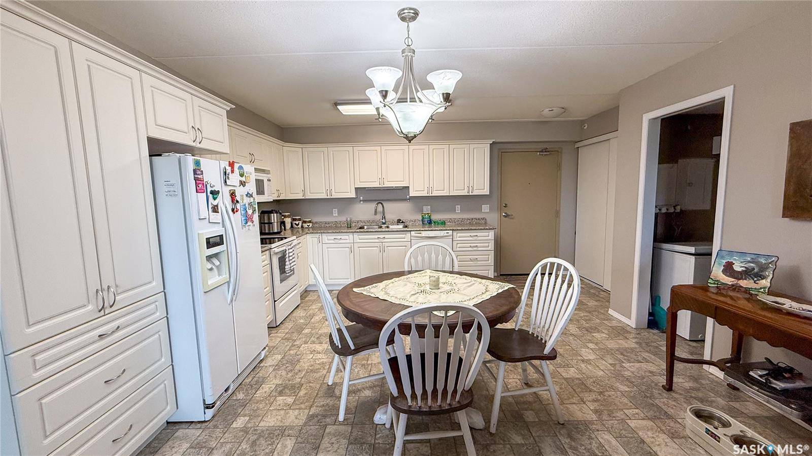 Battleford, SK S0M 0E0,206 18th STREET #2