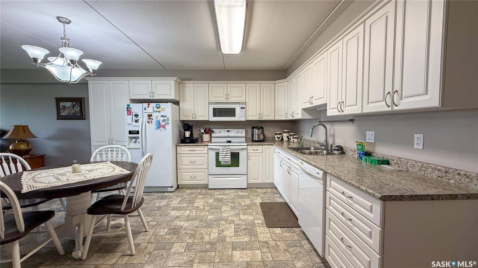 Battleford, SK S0M 0E0,206 18th STREET #2