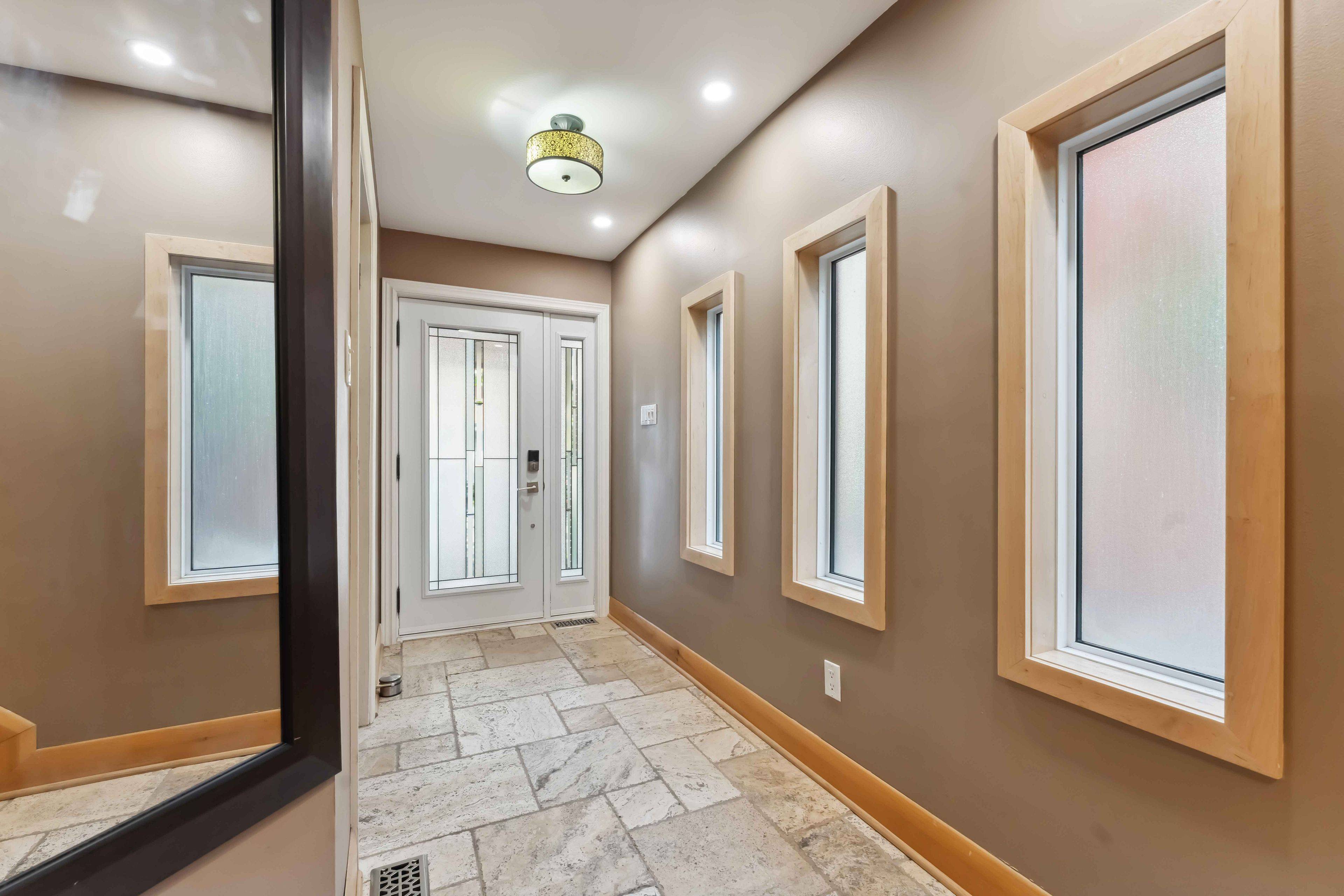 Lower Town - Sandy Hill, ON K1N 8N8,39 Robinson AVE