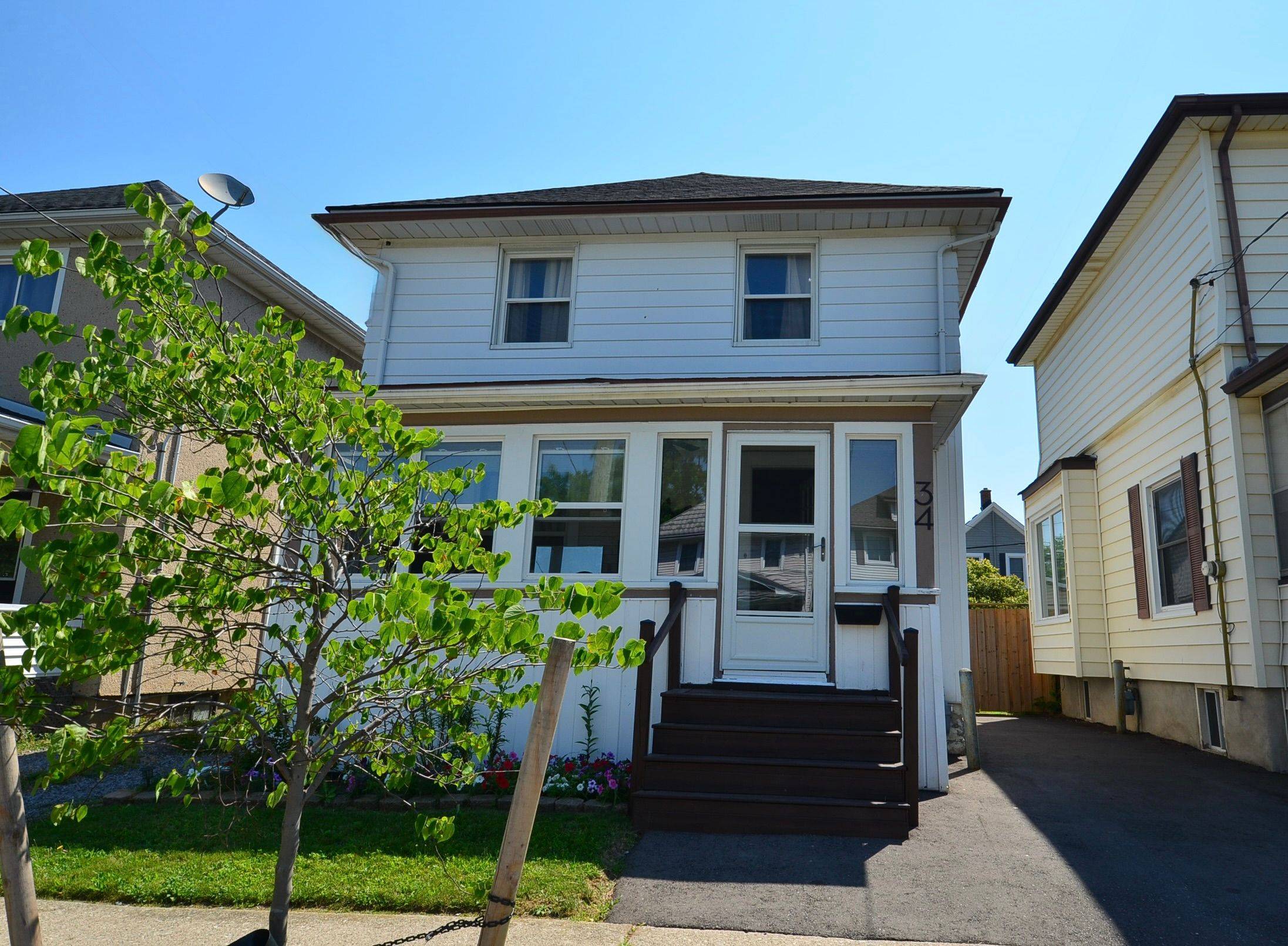 St. Catharines, ON L2R 3W9,34 Berryman AVE