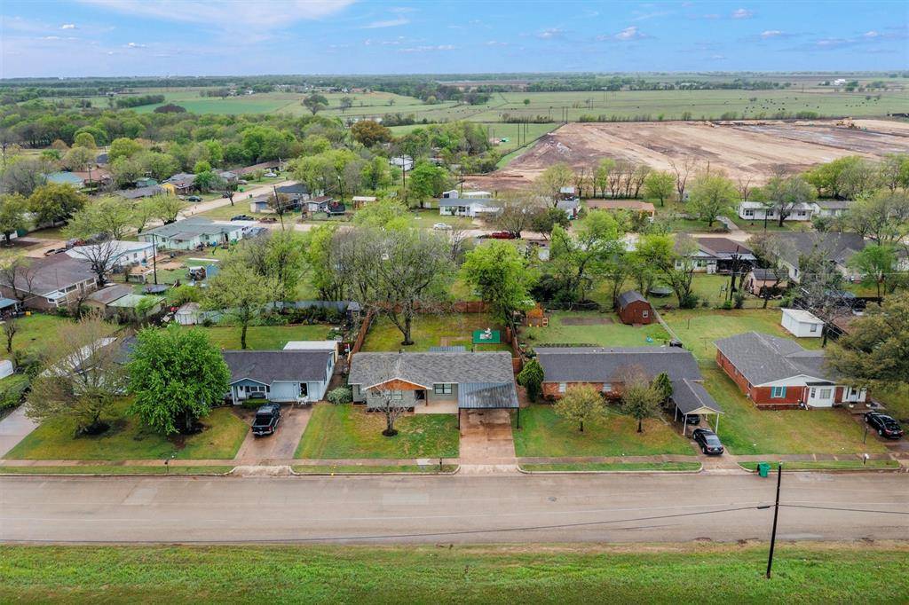 Mcgregor, TX 76657,504 N Main Street