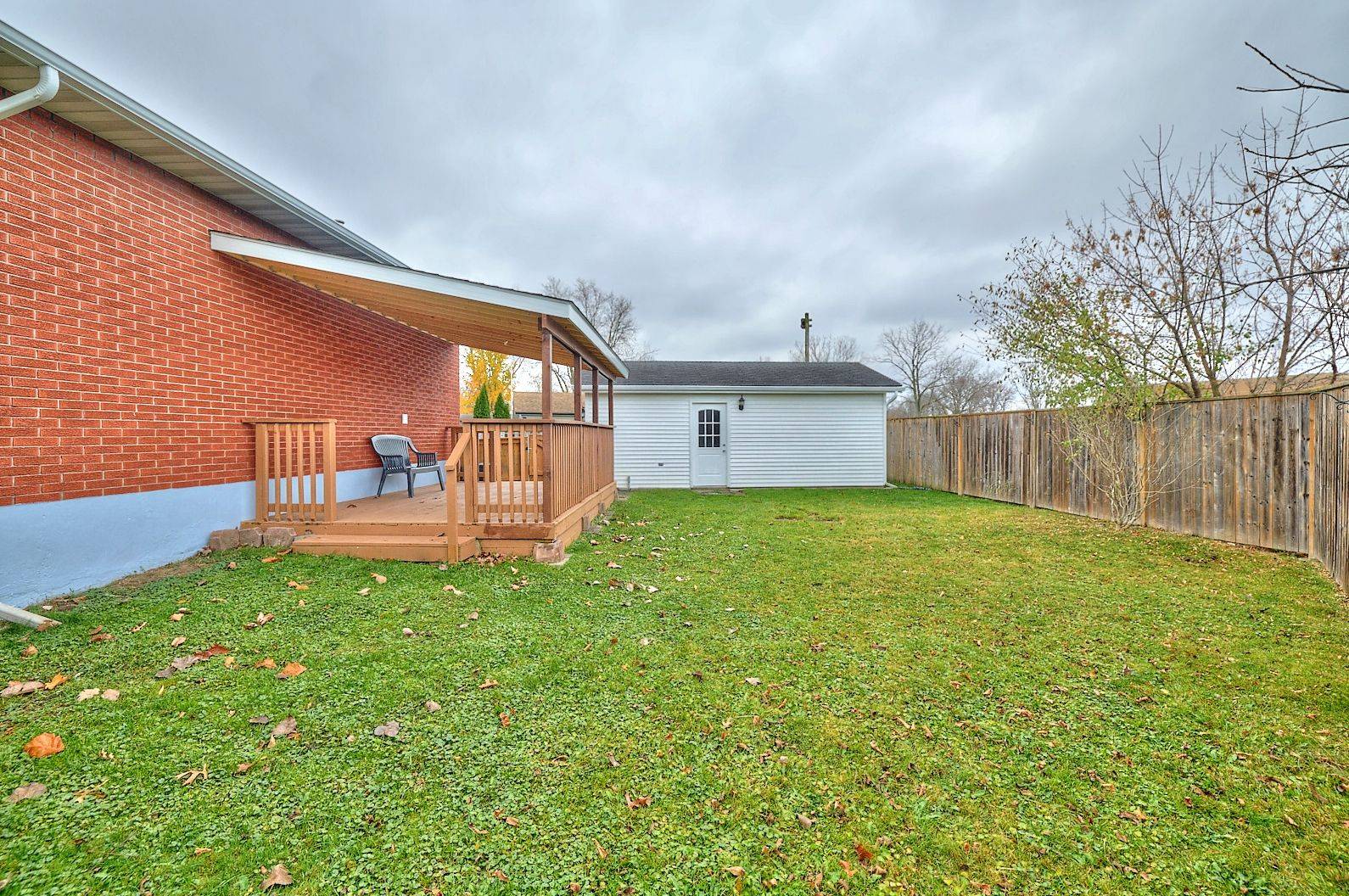 Niagara Falls, ON L2G 3H5,7405 Susan CRES