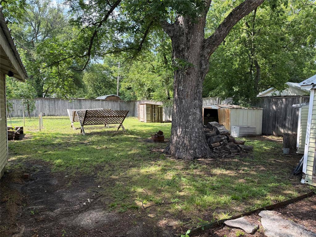 Clifton, TX 76634,503 N Avenue I