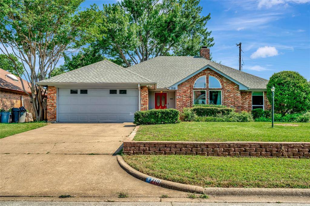 Grapevine, TX 76051,710 Oak Lane