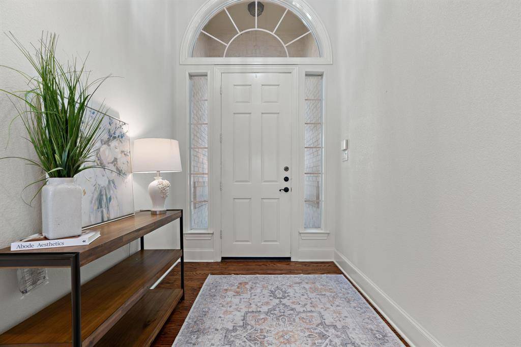 Southlake, TX 76092,607 Royal Lane