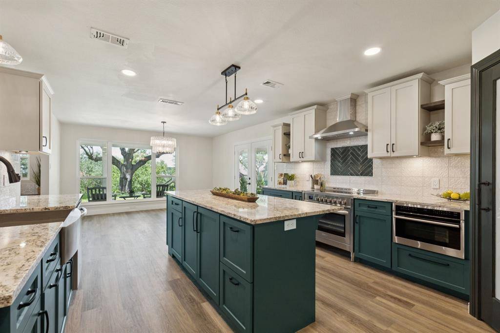 Fort Worth, TX 76179,7408 Golf Club Drive