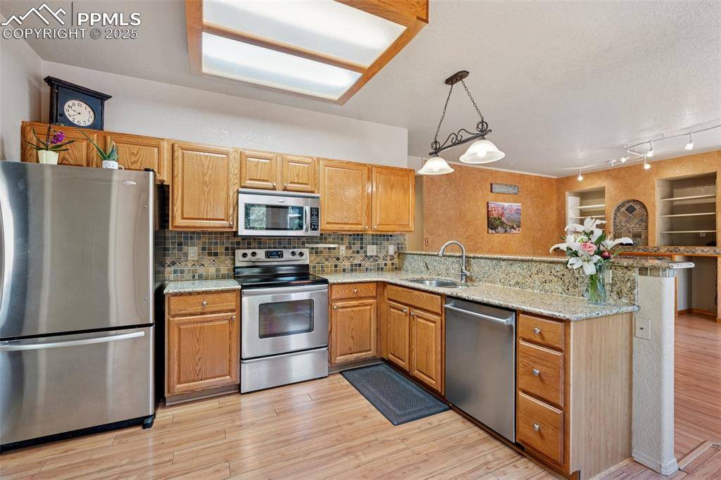 Colorado Springs, CO 80920,2755 Lumberjack DR