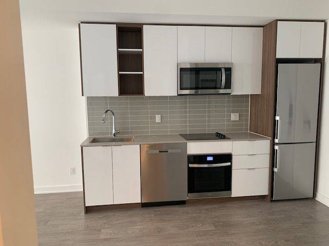 Toronto C01, ON M5V 1Y6,543 Richmond ST #402
