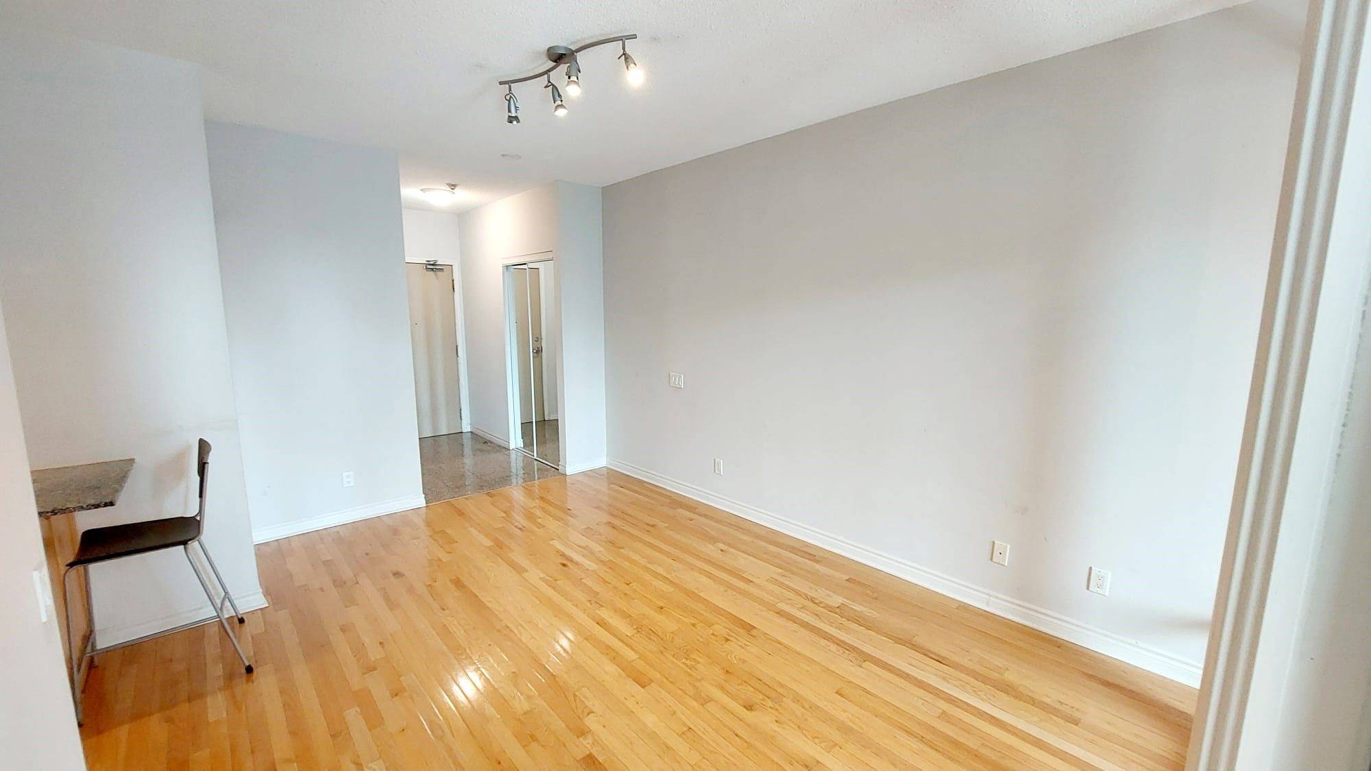 Toronto C14, ON M2N 7K3,60 Byng AVE #1115