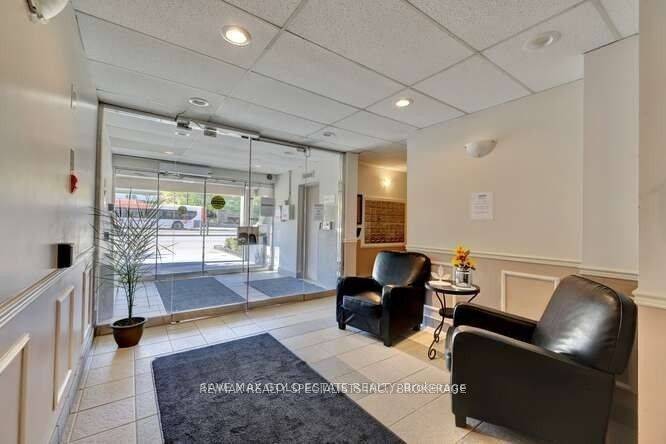 Mississauga, ON L5G 4N6,49 Queen ST E #501
