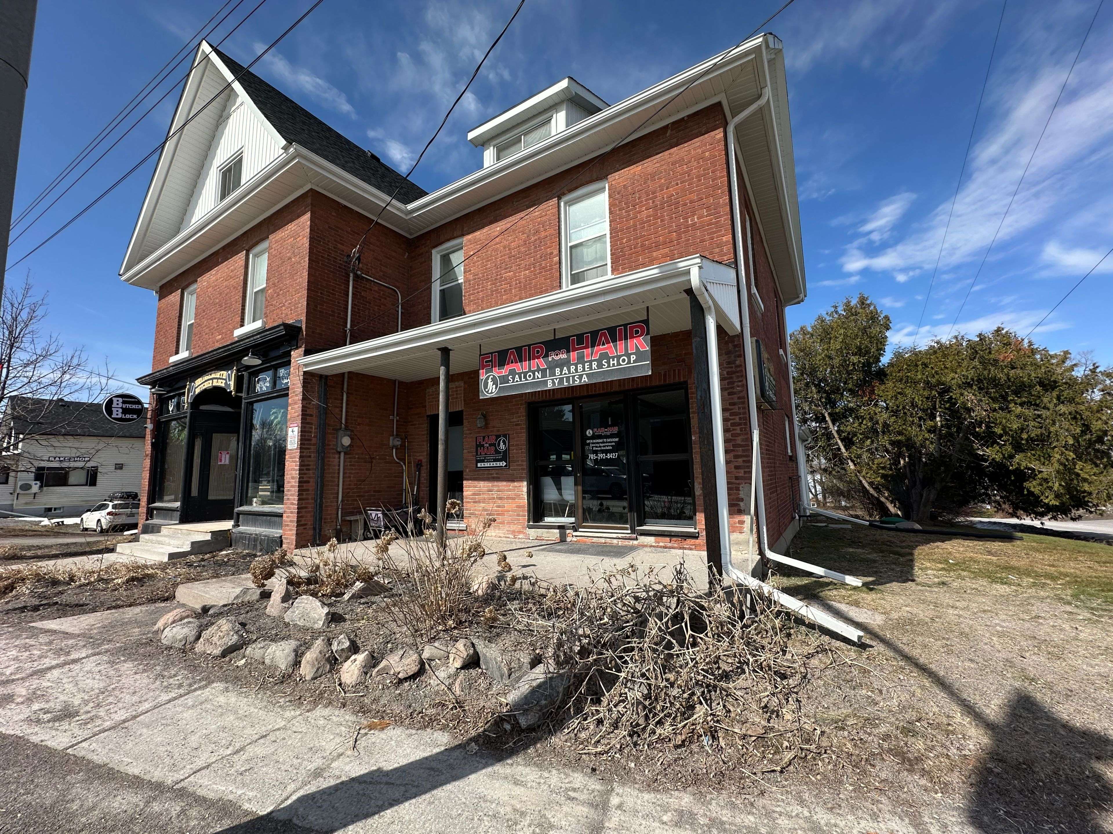 Selwyn, ON K0L 1H0,822 Ward ST