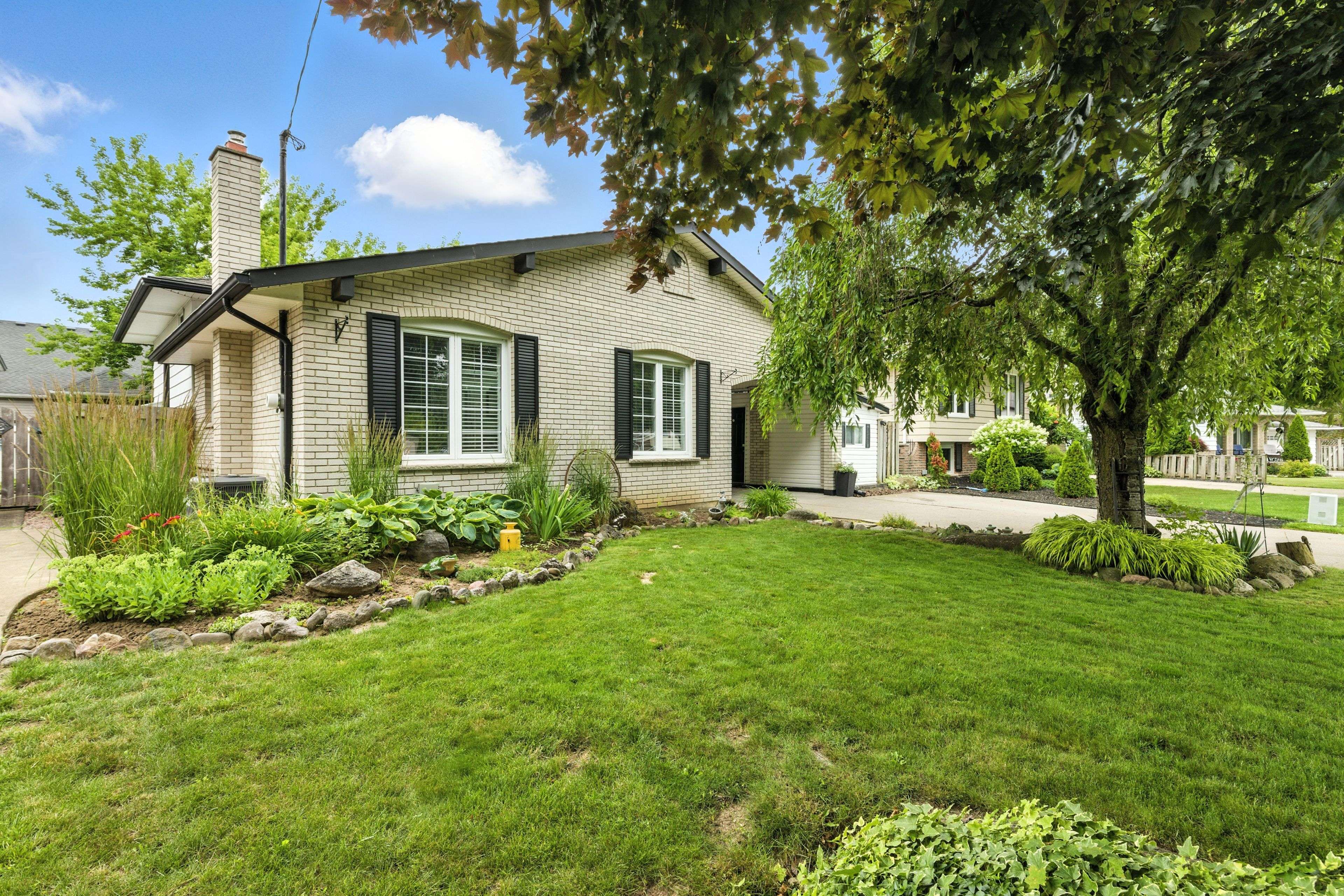 St. Catharines, ON L2N 6A4,20 Centennial DR