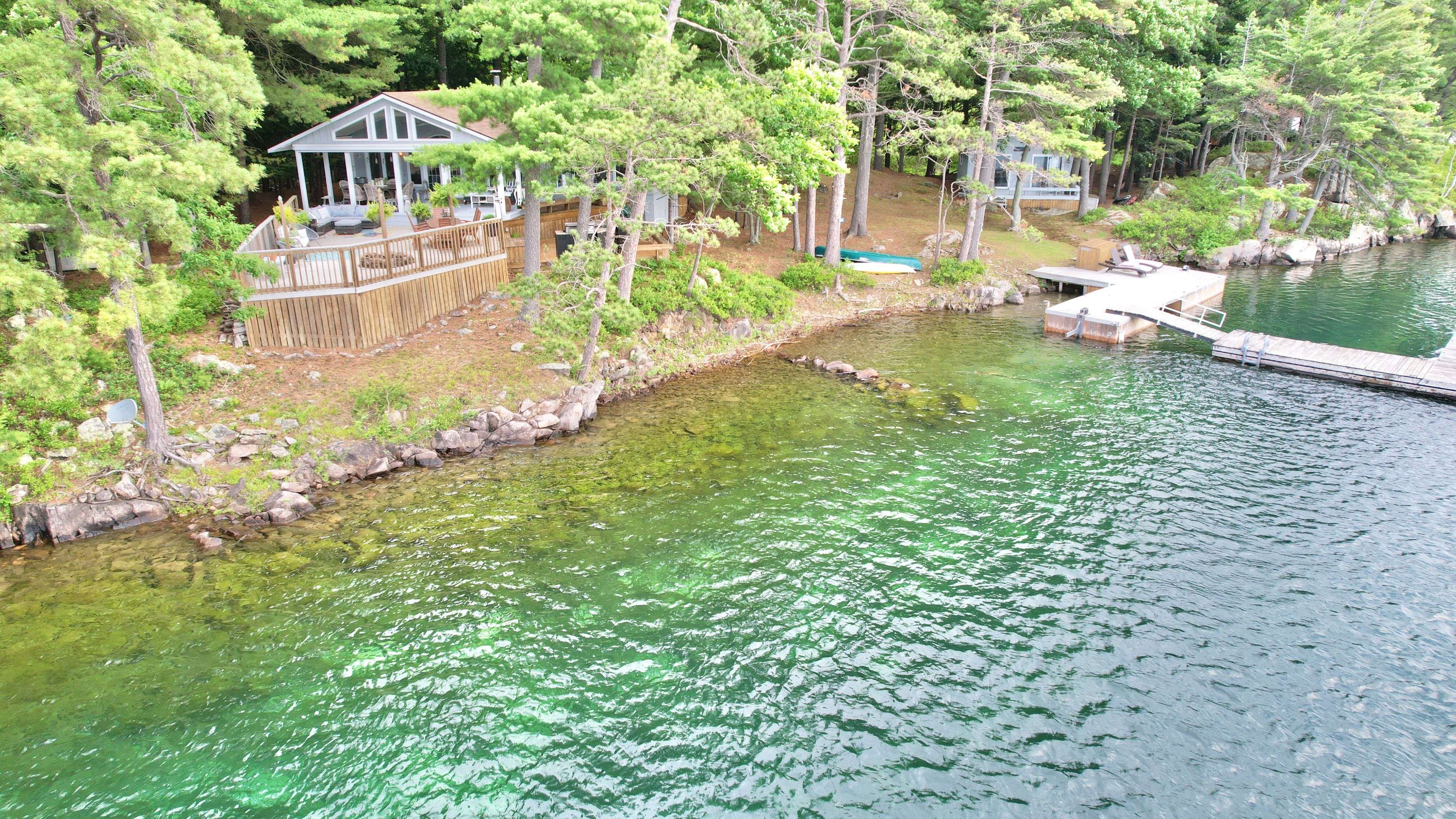 Frontenac Islands, ON K0E 1L0,285 Wallace IS