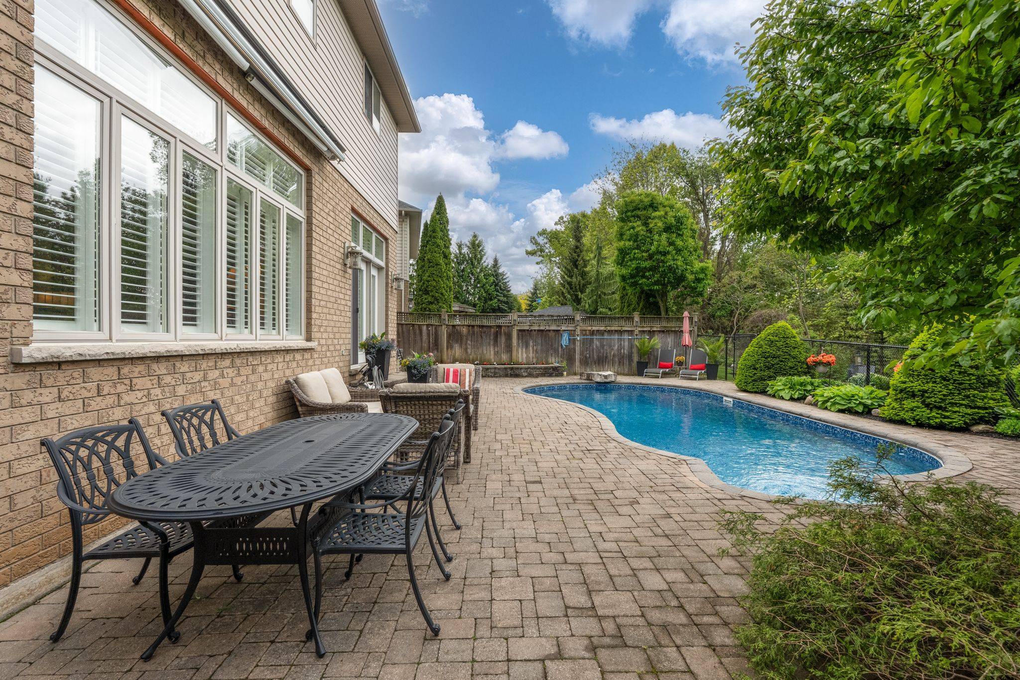 Hamilton, ON L9K 1R7,194 Joshua AVE