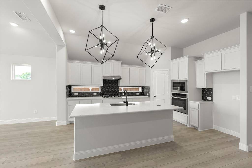 Crandall, TX 75114,3829 Walnut Creek Drive