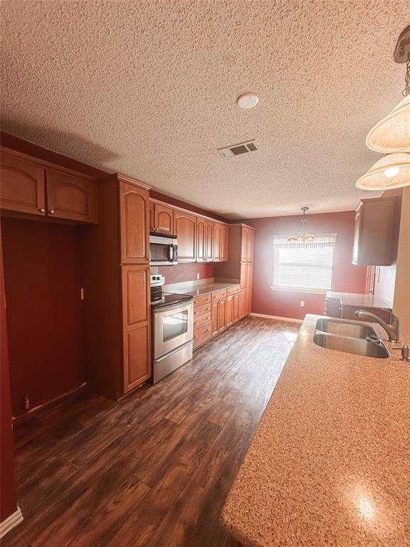 Athens, TX 75751,316 Wallace Street