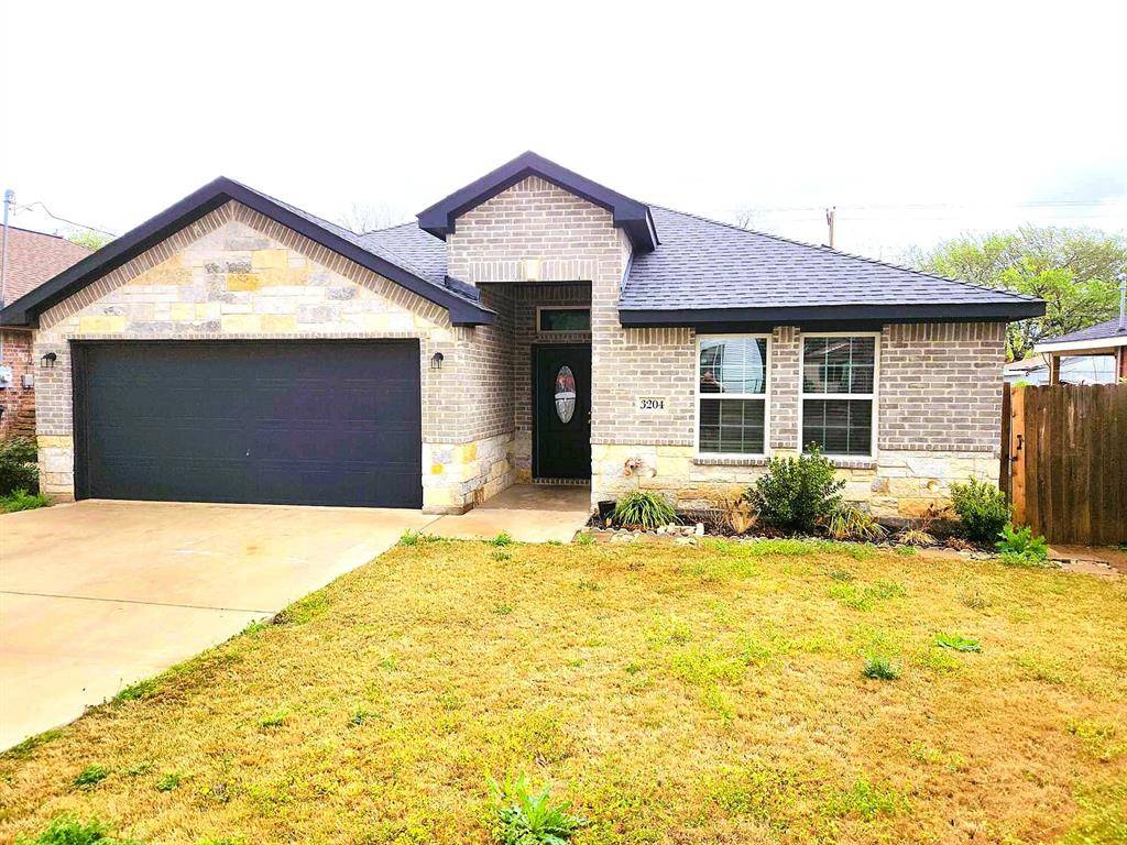 Fort Worth, TX 76106,3204 Ross Avenue