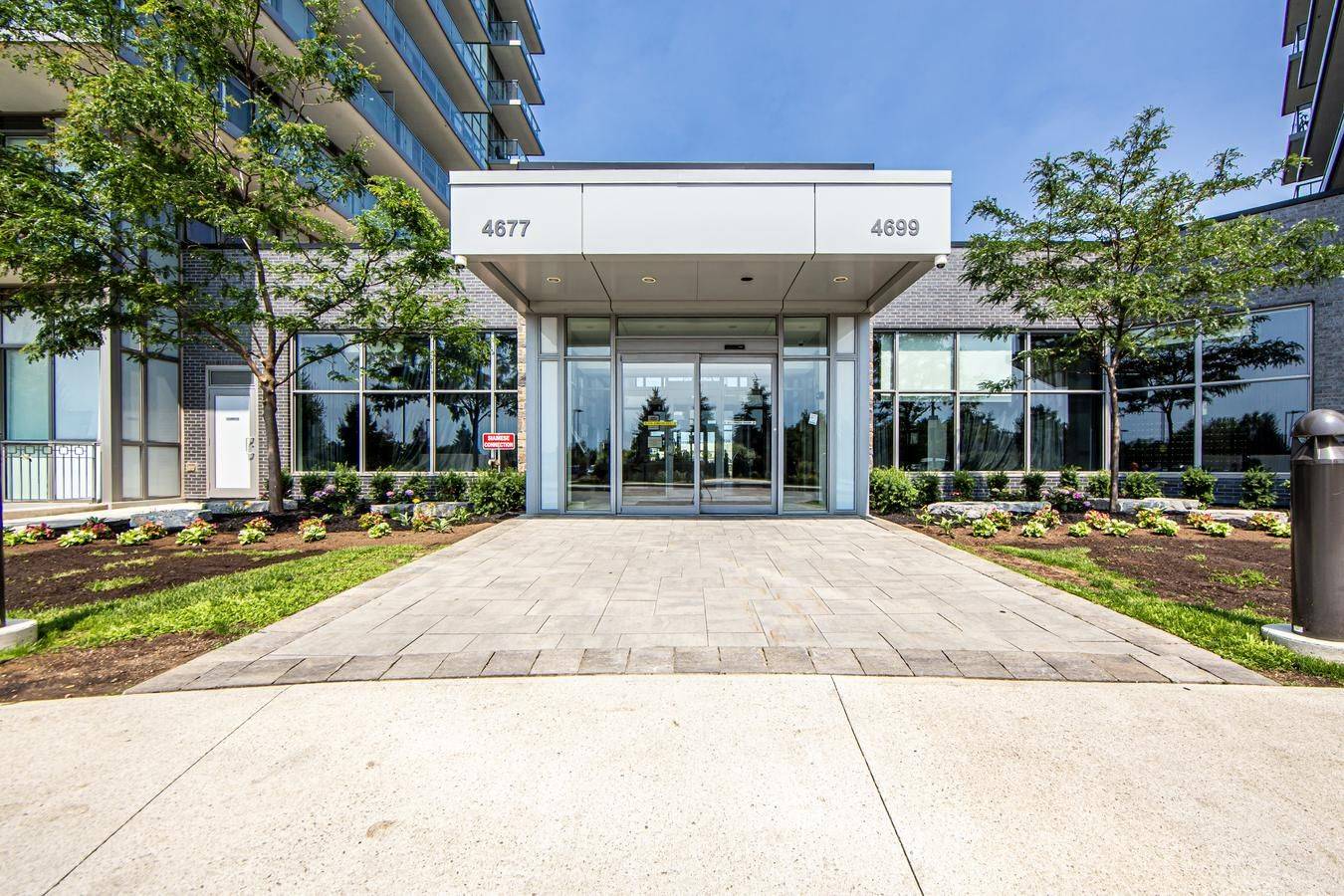 Mississauga, ON L5M 2E3,4677 Glen Erin DR #1009