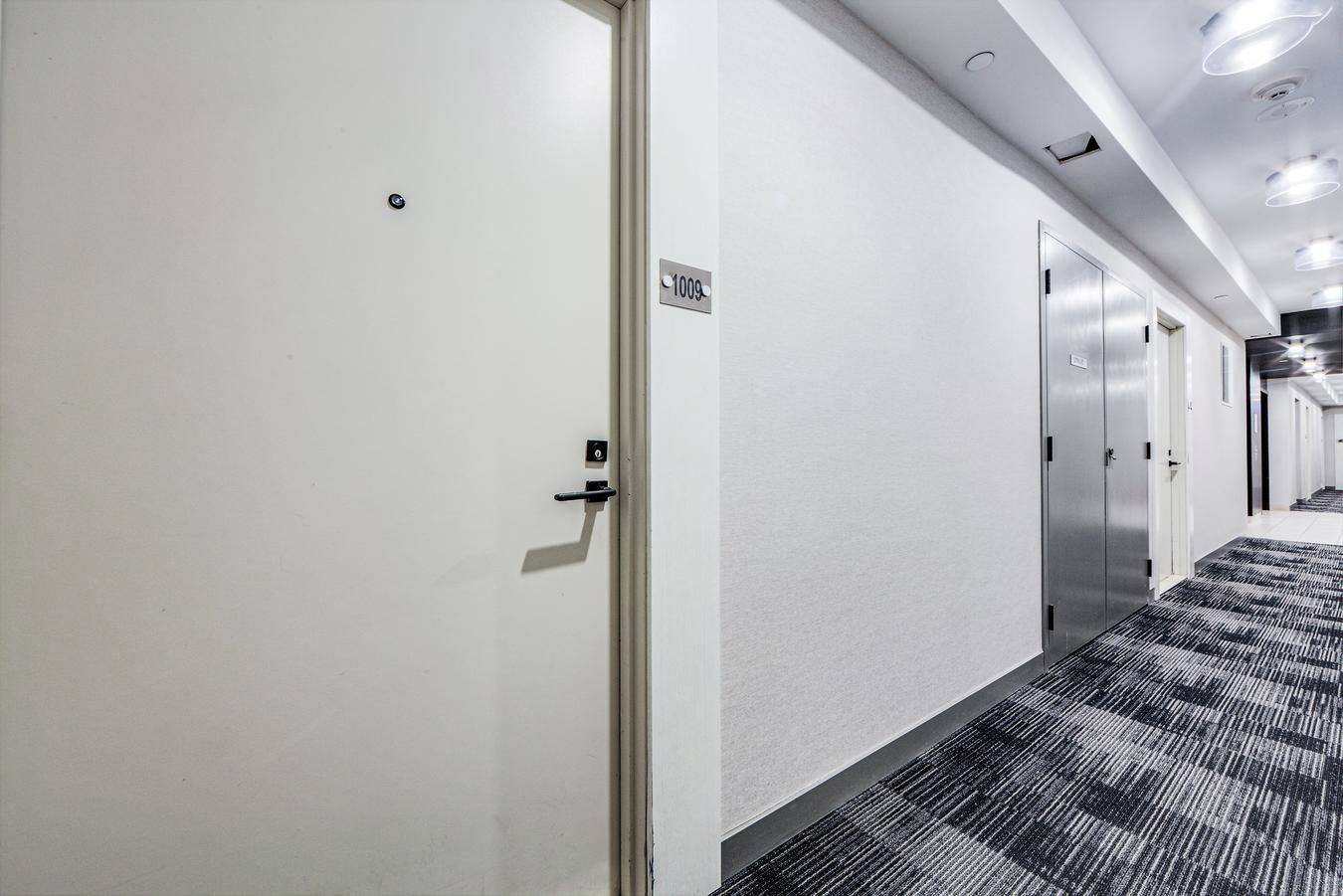 Mississauga, ON L5M 2E3,4677 Glen Erin DR #1009