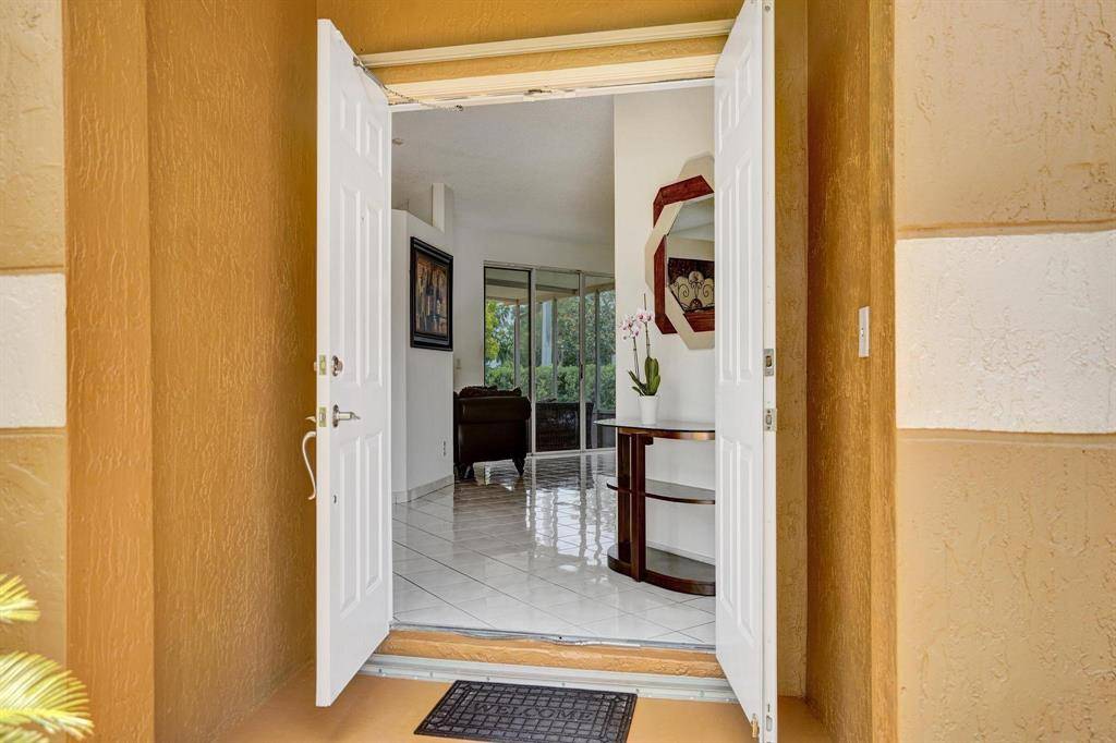 Pembroke Pines, FL 33029,1851 NW 184TH TER
