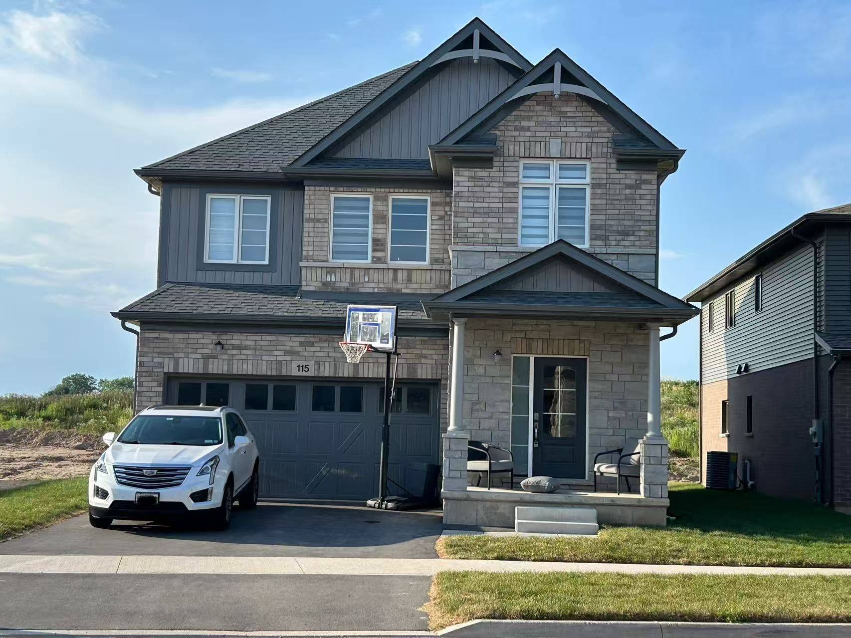 Pelham, ON L3B 5N5,115 Acacia RD