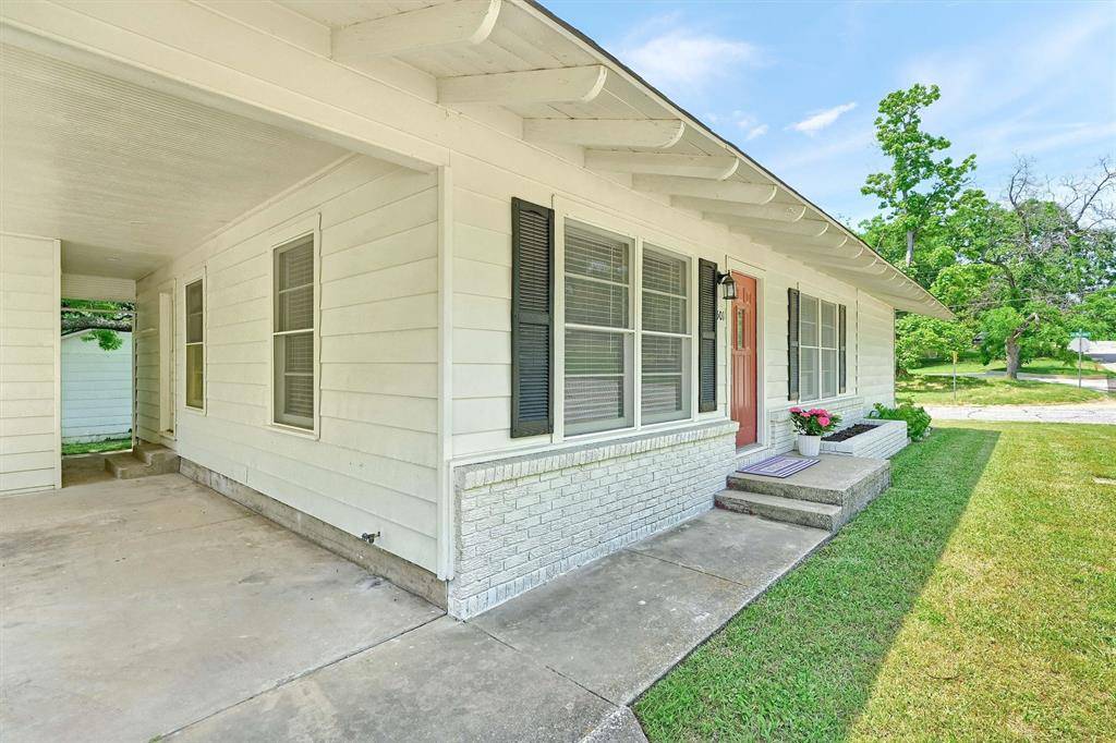 Denison, TX 75020,501 S Eddy Avenue