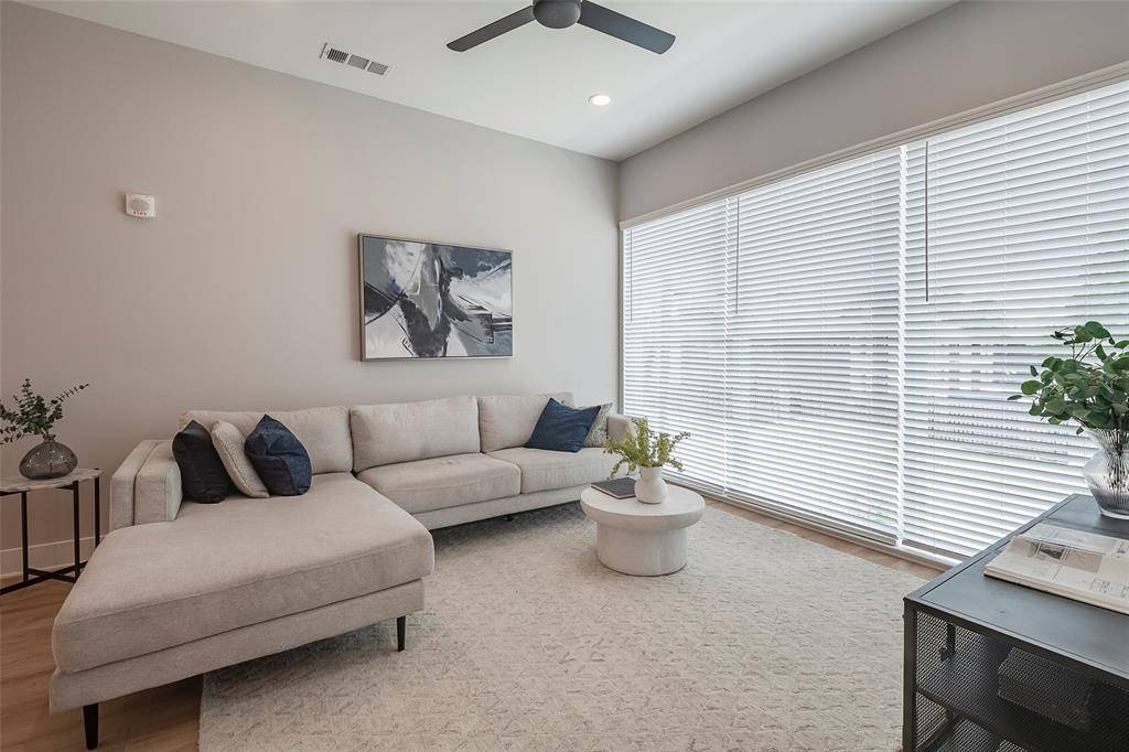 Dallas, TX 75204,4440 N Scurry Street #105