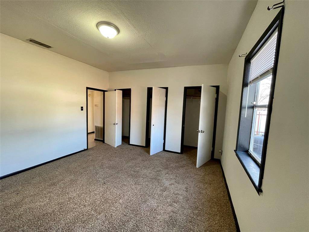 Abilene, TX 79603,2058 N 2nd Street